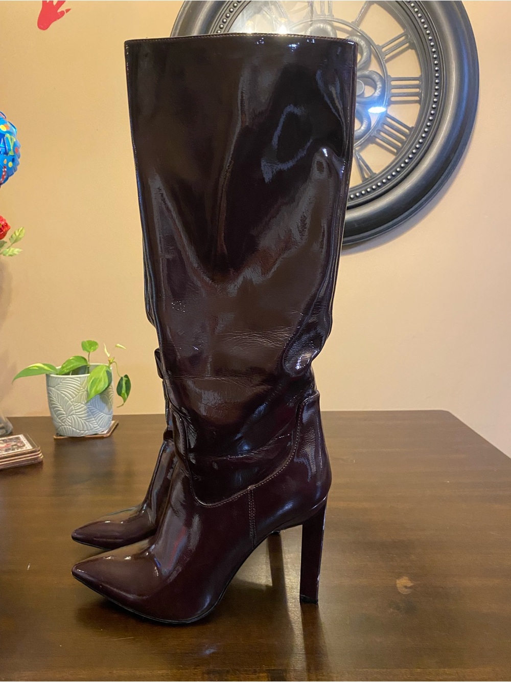 Women’s High Heel Knee Boot in Dark Burgundy